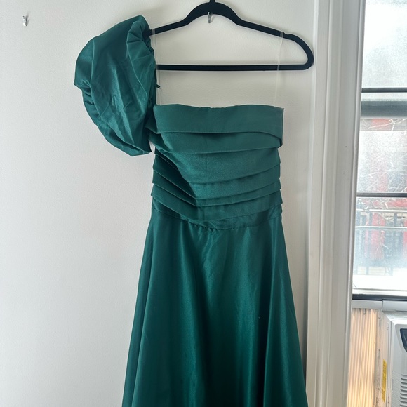 Green Strapless Bridesmaid Dress - Picture 5 of 7